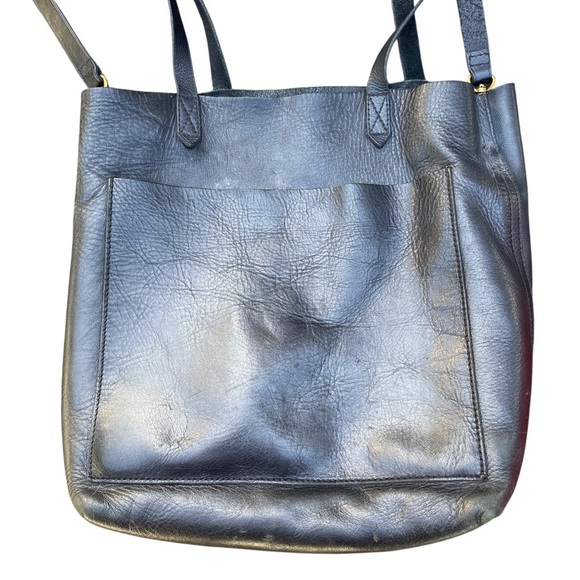 Madewell Black Leather traveler Tote with crossbody strap Design minimalist - Picture 3 of 6